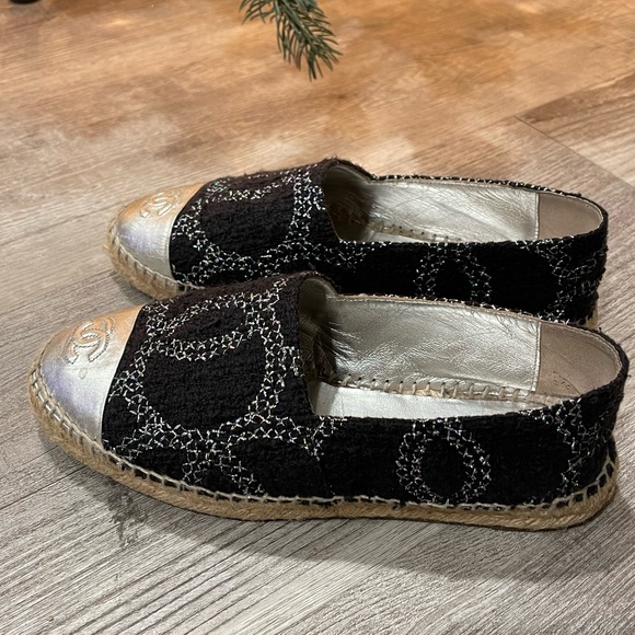 Chanel Espadrille Flats - Picture 7 of 12